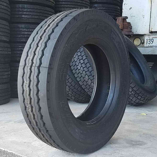 215/75R17.5 Pirelli 16Ply R89 Trailer  3887000