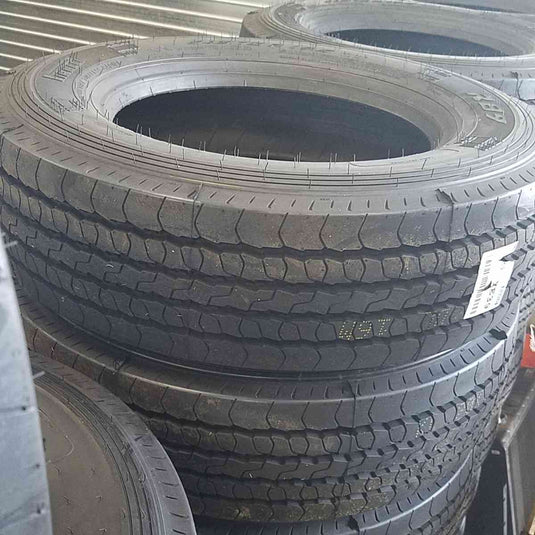 245/70R19.5 R89 16Ply 3886400