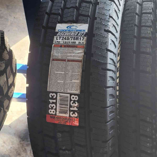 LT24575R17 Cooper 121/18S Discoverer HT3 LRE 8313