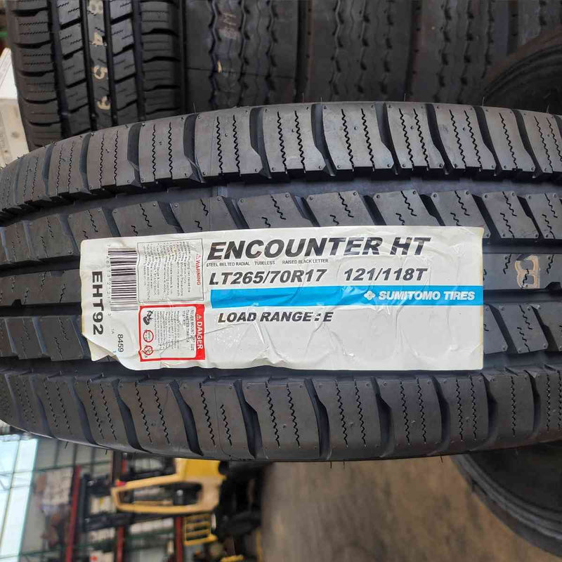 Load image into Gallery viewer, LT265/70R17 Sumitomo 121/118T Encounter HT Load E
