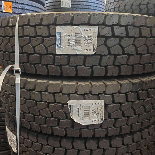 11R22.5 R89 Drive Pirelli 16Ply 3271800