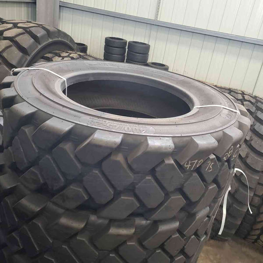 400/75-28 Lighting 16Ply OTR Telehandler