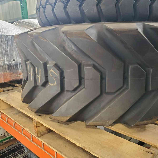 445/65D22.5 Outrigger NHS