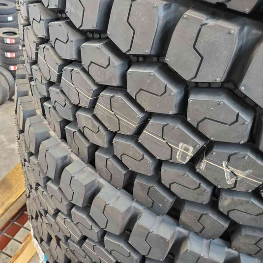 11R22.5 ST909 16Ply 146/143L 5533052