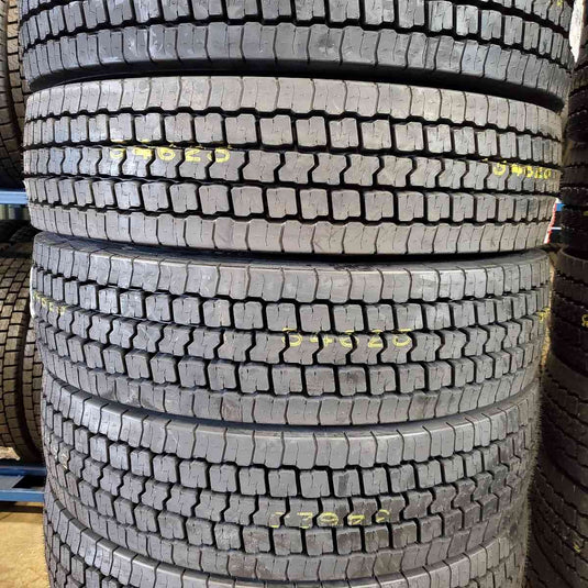 11R24.5 Pirelli 149/146L R89 Closed Shoulder Drive LR H 16PR