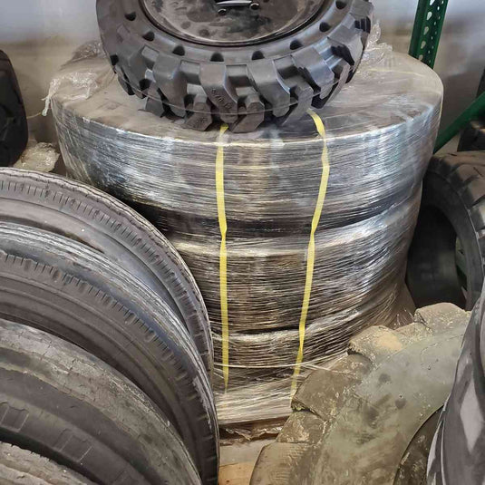 10.00-20 Solid Traction Tire